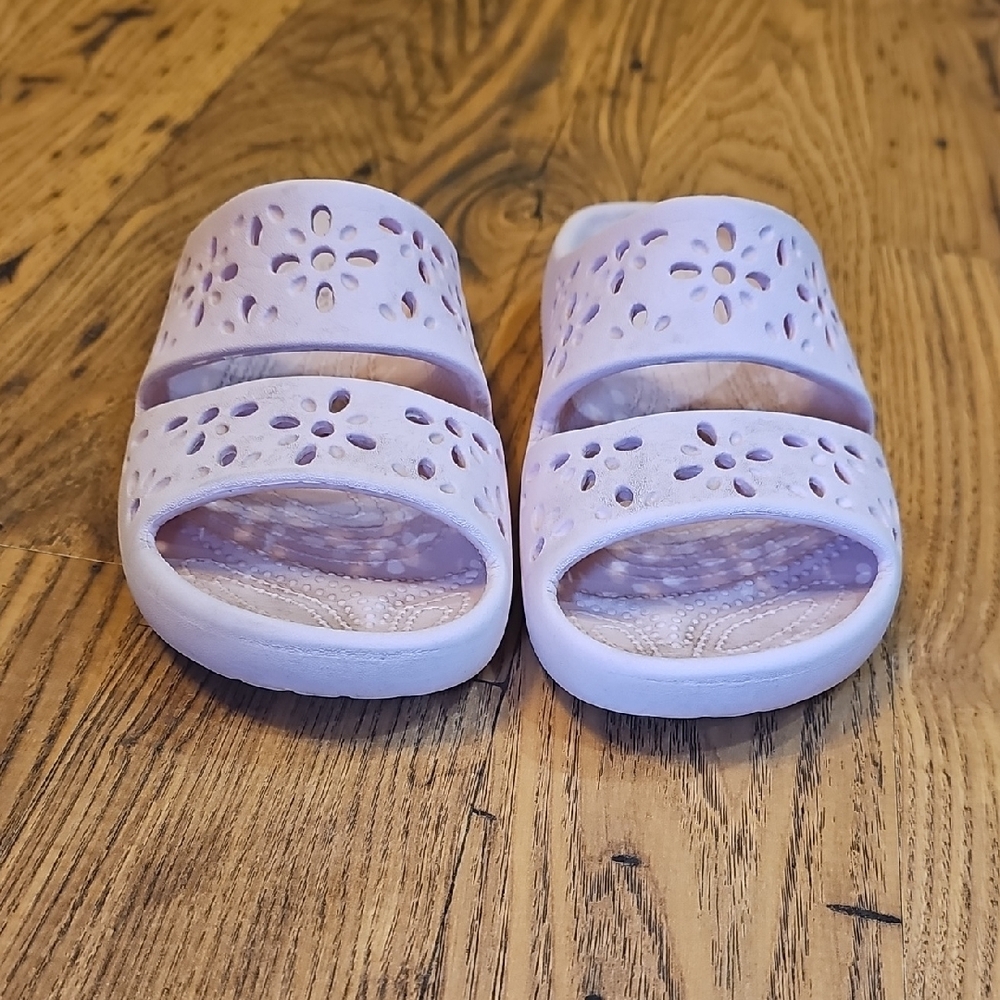 CROCS Women's Light Pastel Pink Floral Sandals Q18 - Picture 3 of 7